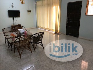 Room at Jalan Haji Junid Kuantan, Pahang - Image 4