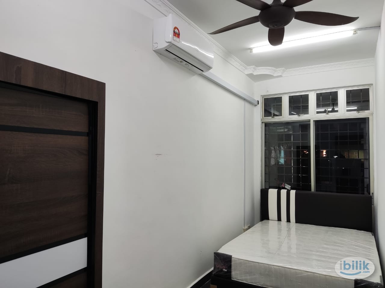 Furnished AC room at Taman Bukit Indah 2, Johor Bahru - Image 2
