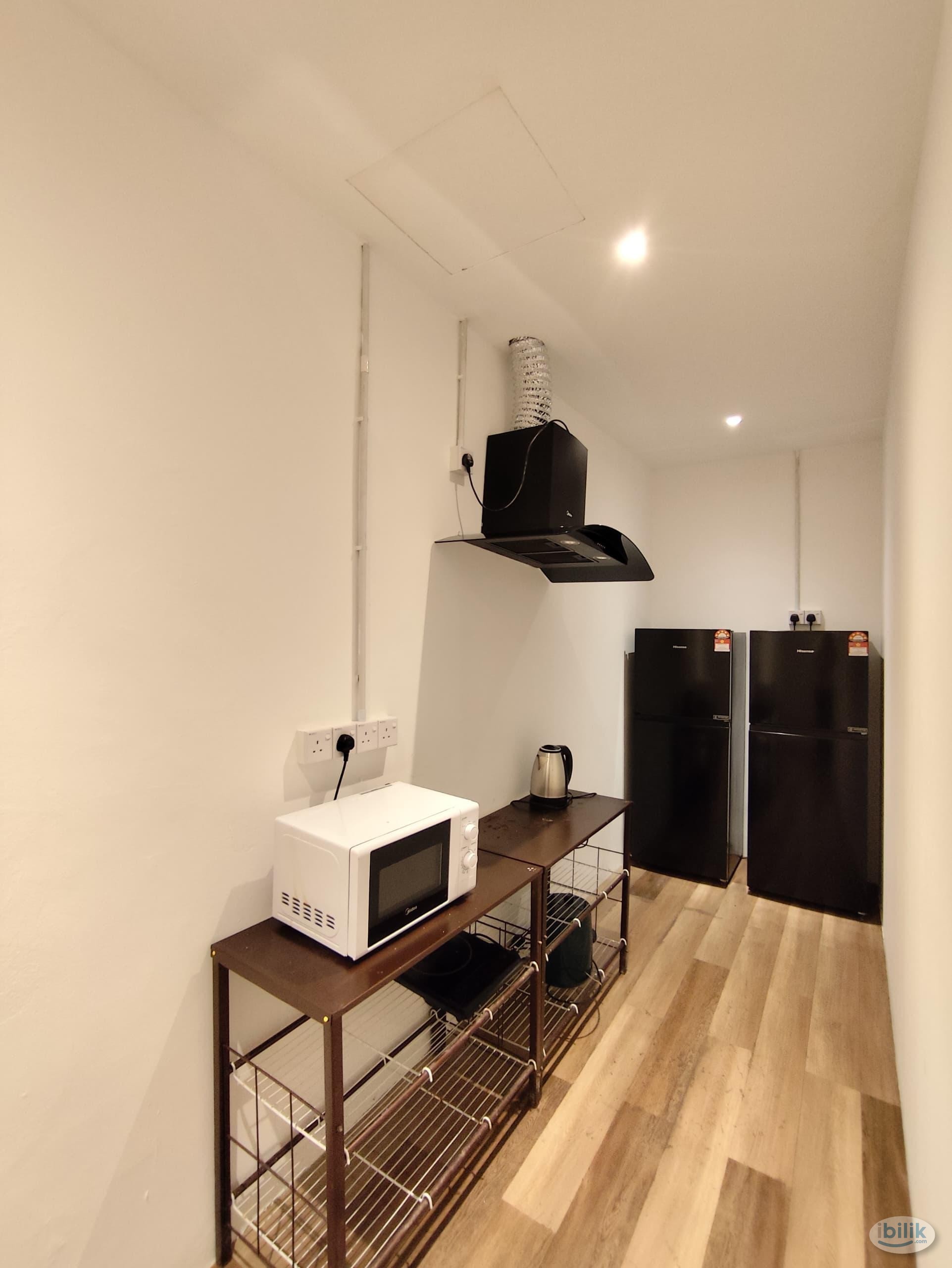 Budget room at Shah Alam🏡 0 Deposit💸 Free High Speed Wifi🌐 - Image 3