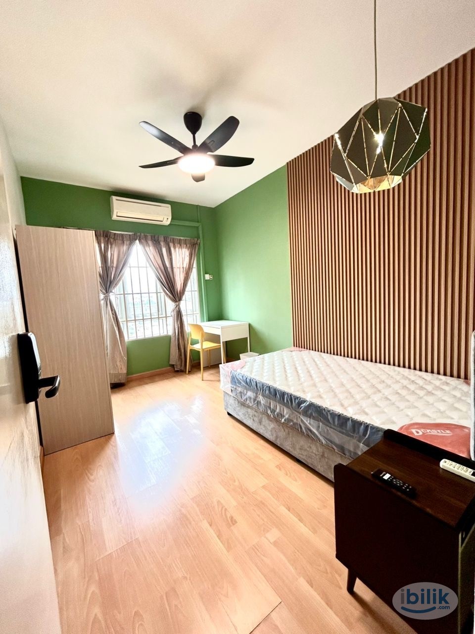 Middle Room at Dynasty Garden, Kuchai Lama - Image 1