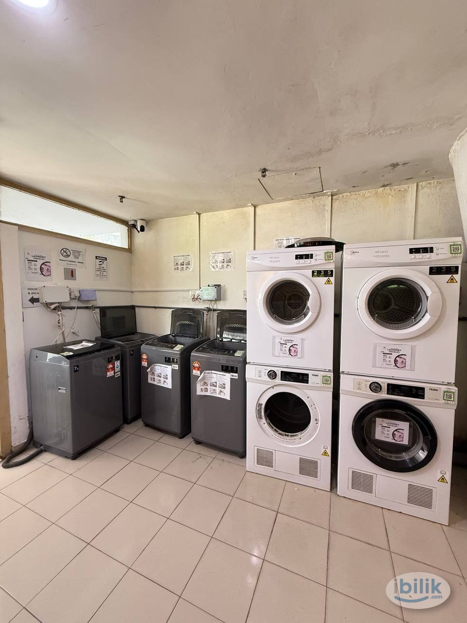 Zero deposit ,Single room with fully furniture near UMS - Image 3