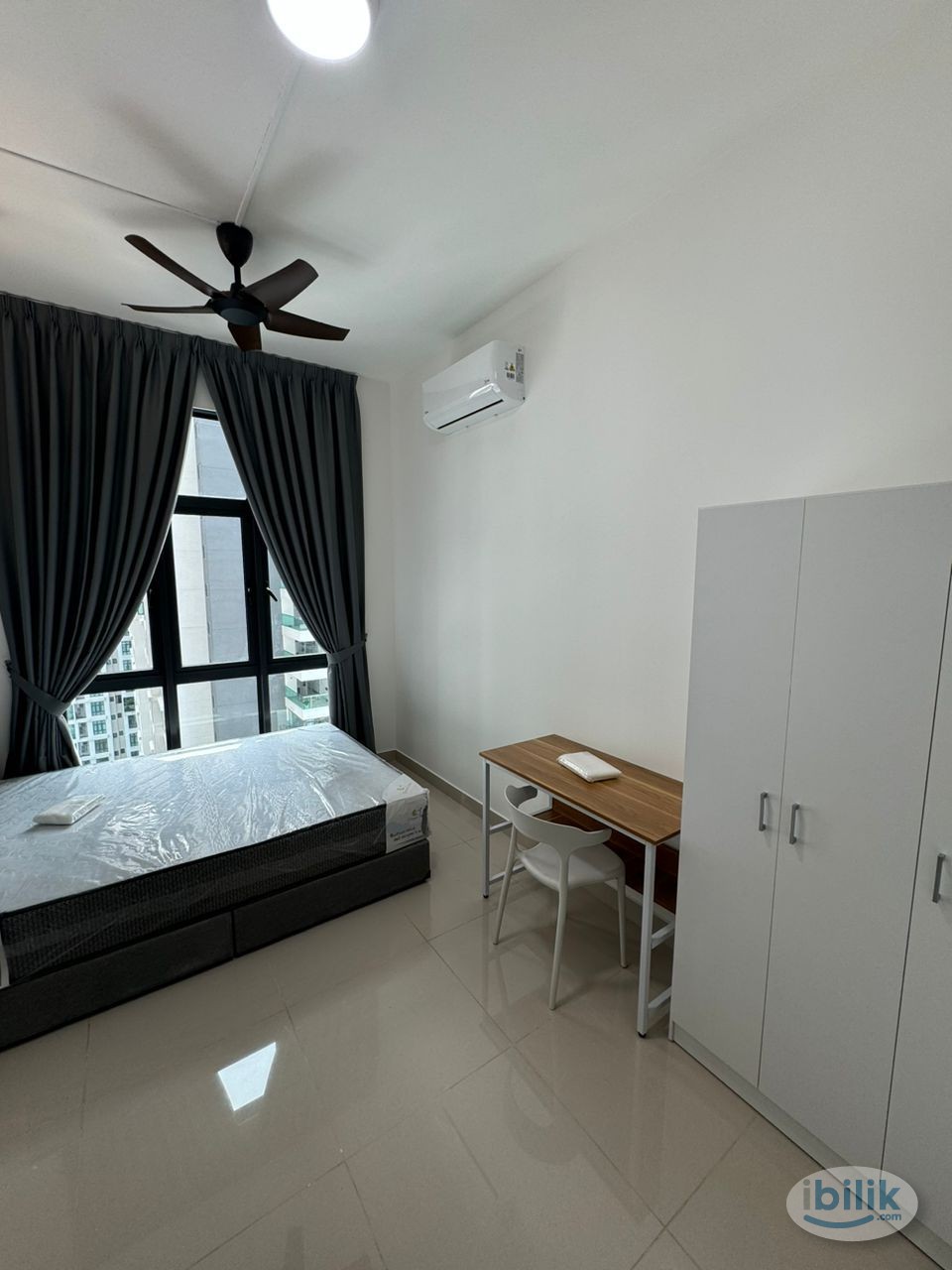 ‼️NEW CONDO NEAR Verando Residence, Petaling Jaya ✅Premium ⭐️ Medium Room Fully Furnished @ NEW 10” Mattress Aircond War - Image 1