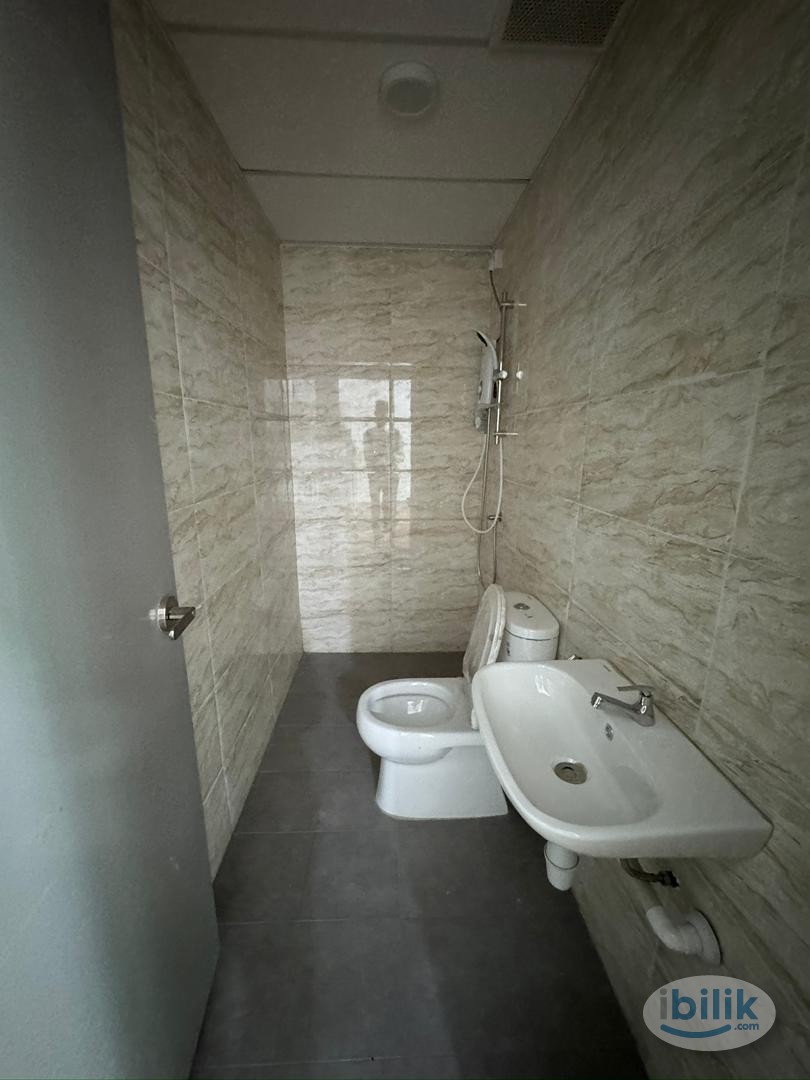 ‼️Premium ⭐️Middle Room for Rent near University Malaysia Sabah 8 mins Only - Image 5
