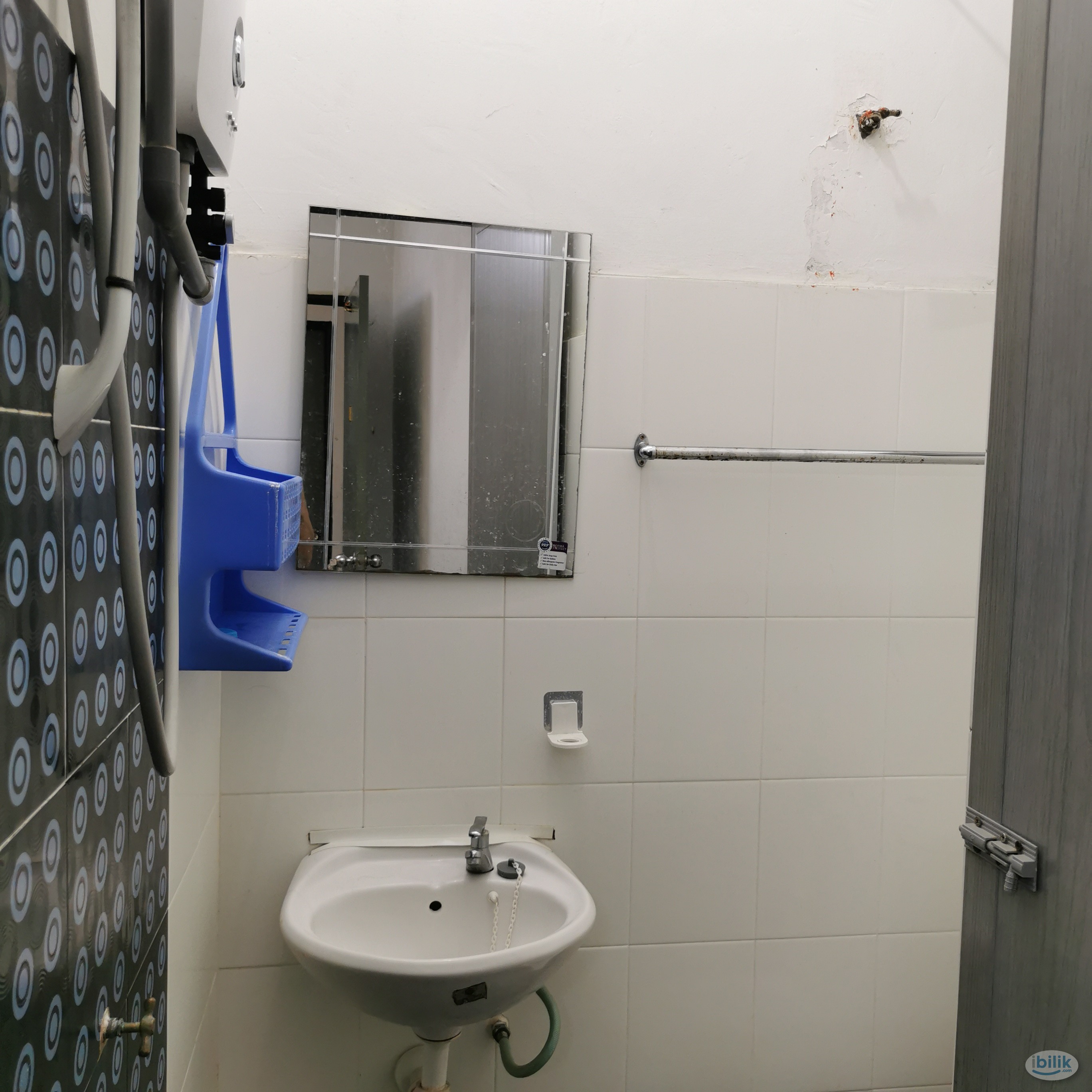 USJ2 house quiet, next to playground – own bath, furnished room posted by owner - Image 4