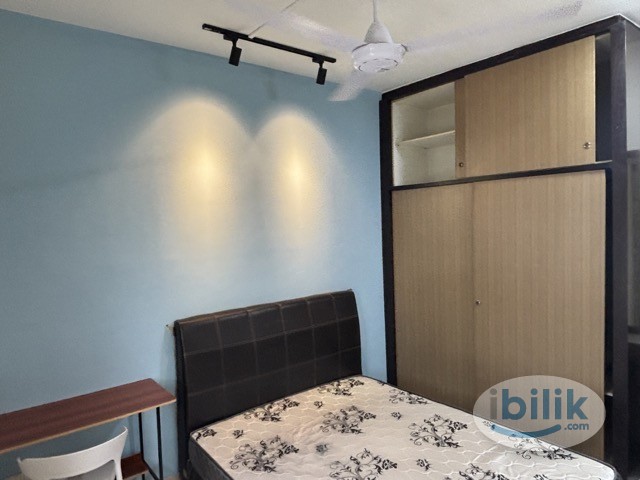 🤩PROMOTION!!!! 🤩 HIGH SPEED INTERNET Medium Room 📍Casa Subang, USJ 1, Subang, NEW 10” Mattress  Aircond Wardrobe Table C - Image 3
