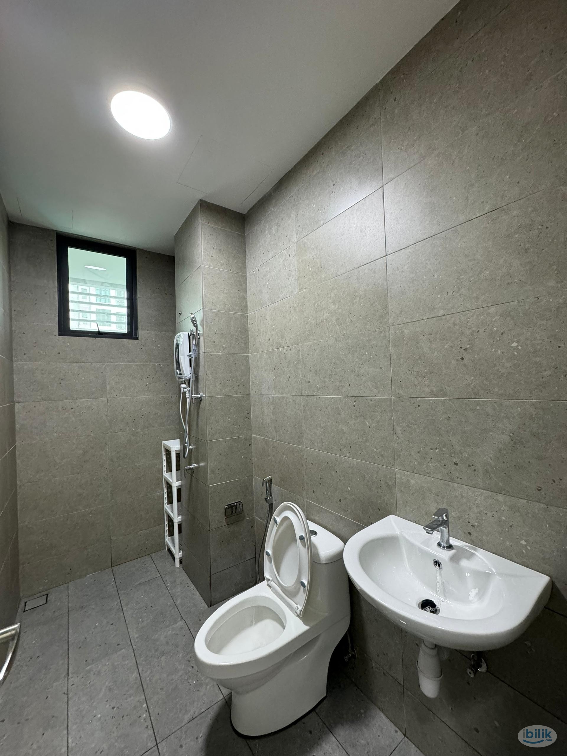 ✨BRAND NEW Fully Furnished Middle Room @Sunway/PJS 🌟Female-Only, Safe & Secure Unit 🏠Ready to Move-In! - Image 2