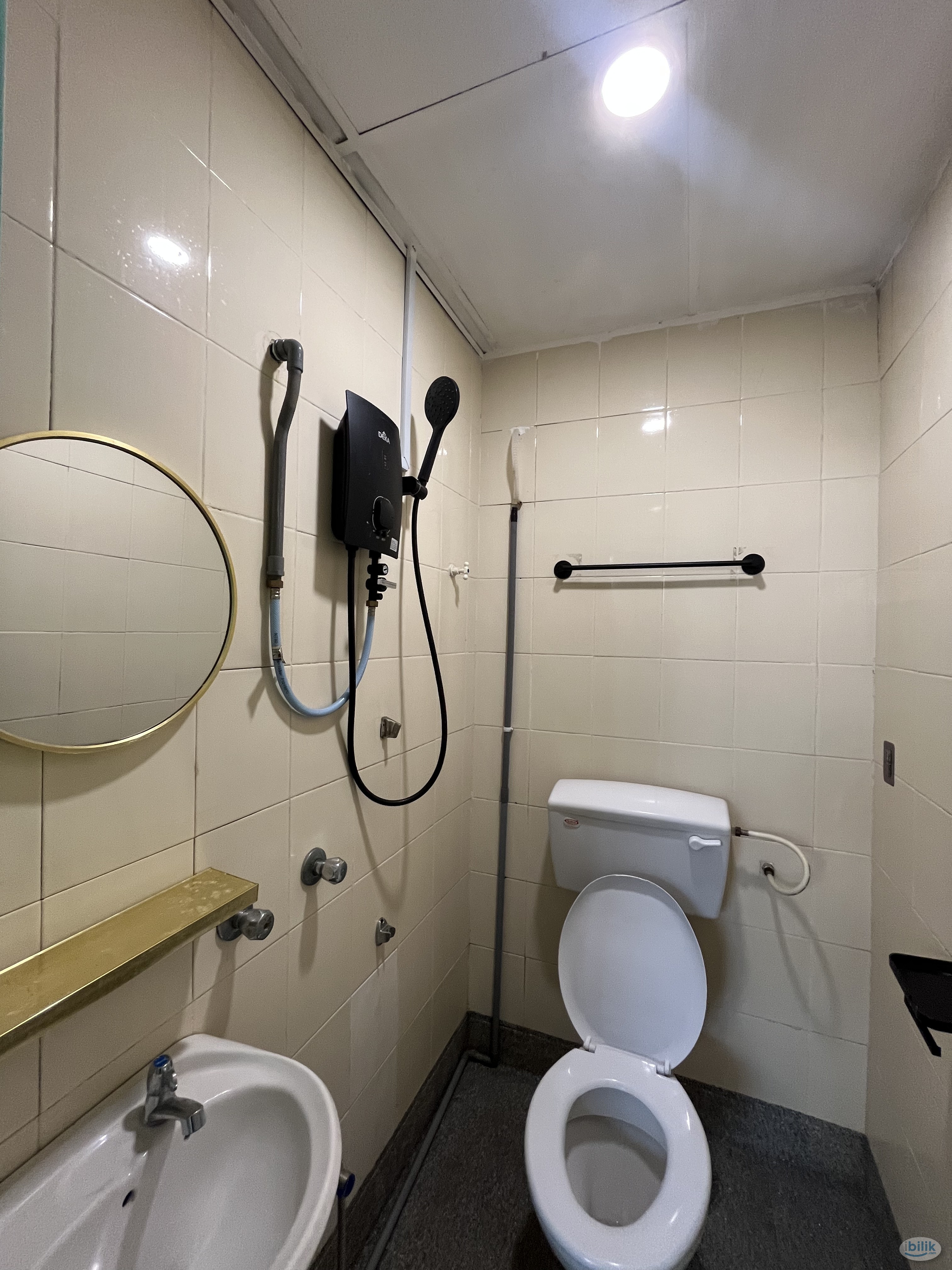 Studio at Brickfields, KL City Centre - Image 5