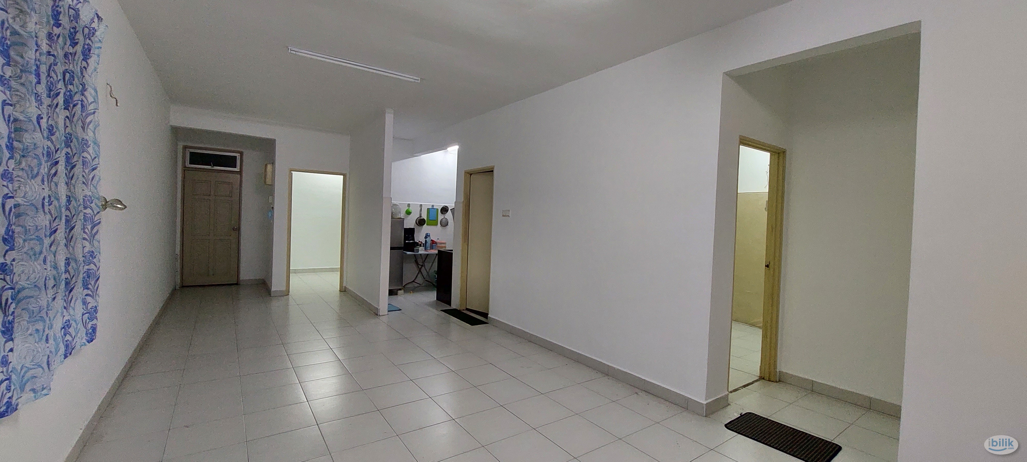 Middle Room at Tebrau City Residence Apartment, Johor Bahru - Image 2