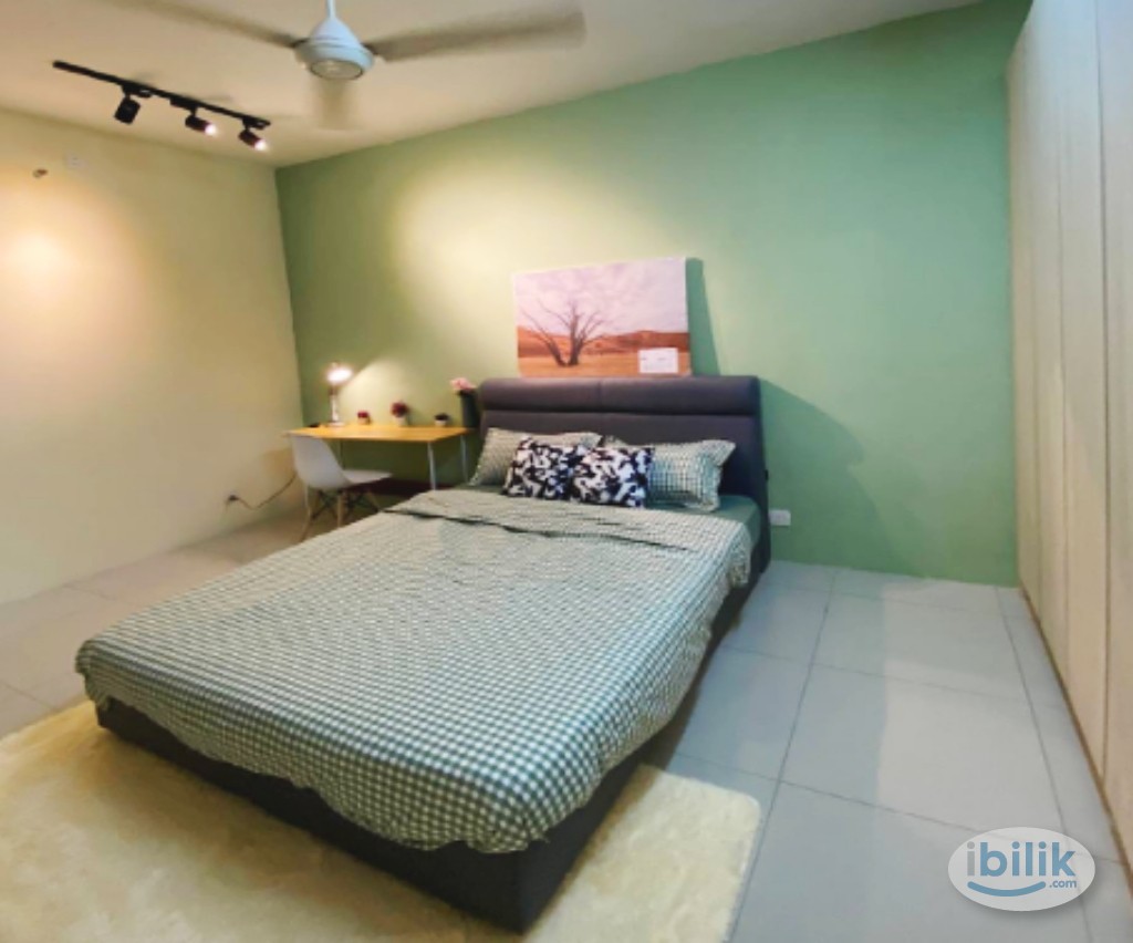Spacious Middle Room with Big Wardrobe • Convenience F&B Groceries Shopping Mall 📍PV16 Setapak - Image 2