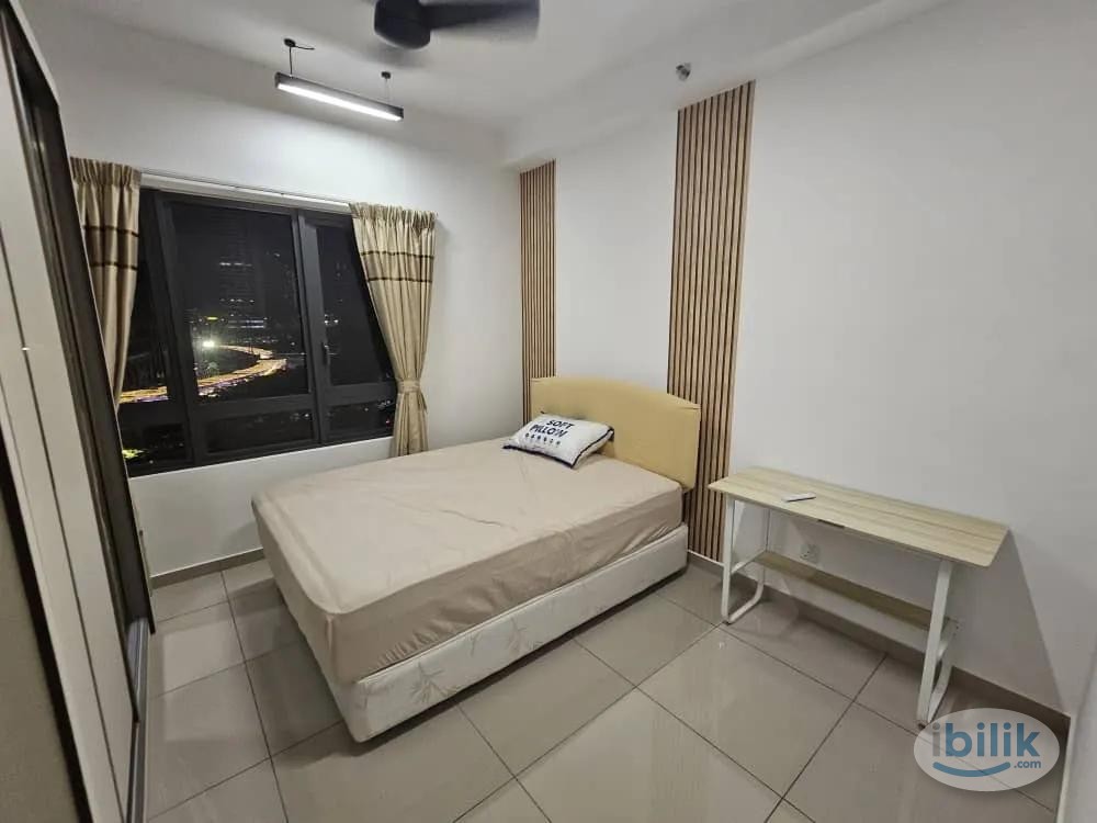 🚶8-Min Mutiara Damansara Bus | Middle Condo Room | Fully Furnished + Utilities Included - Image 1
