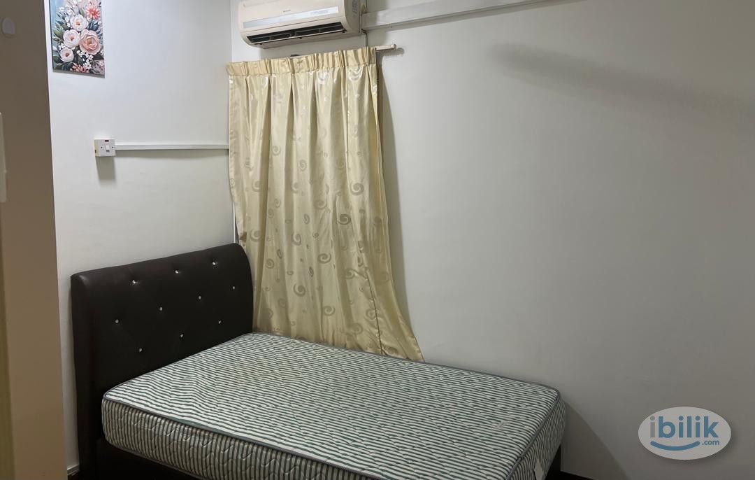 Middle Room at Subang Avenue, Subang Jaya - Image 1