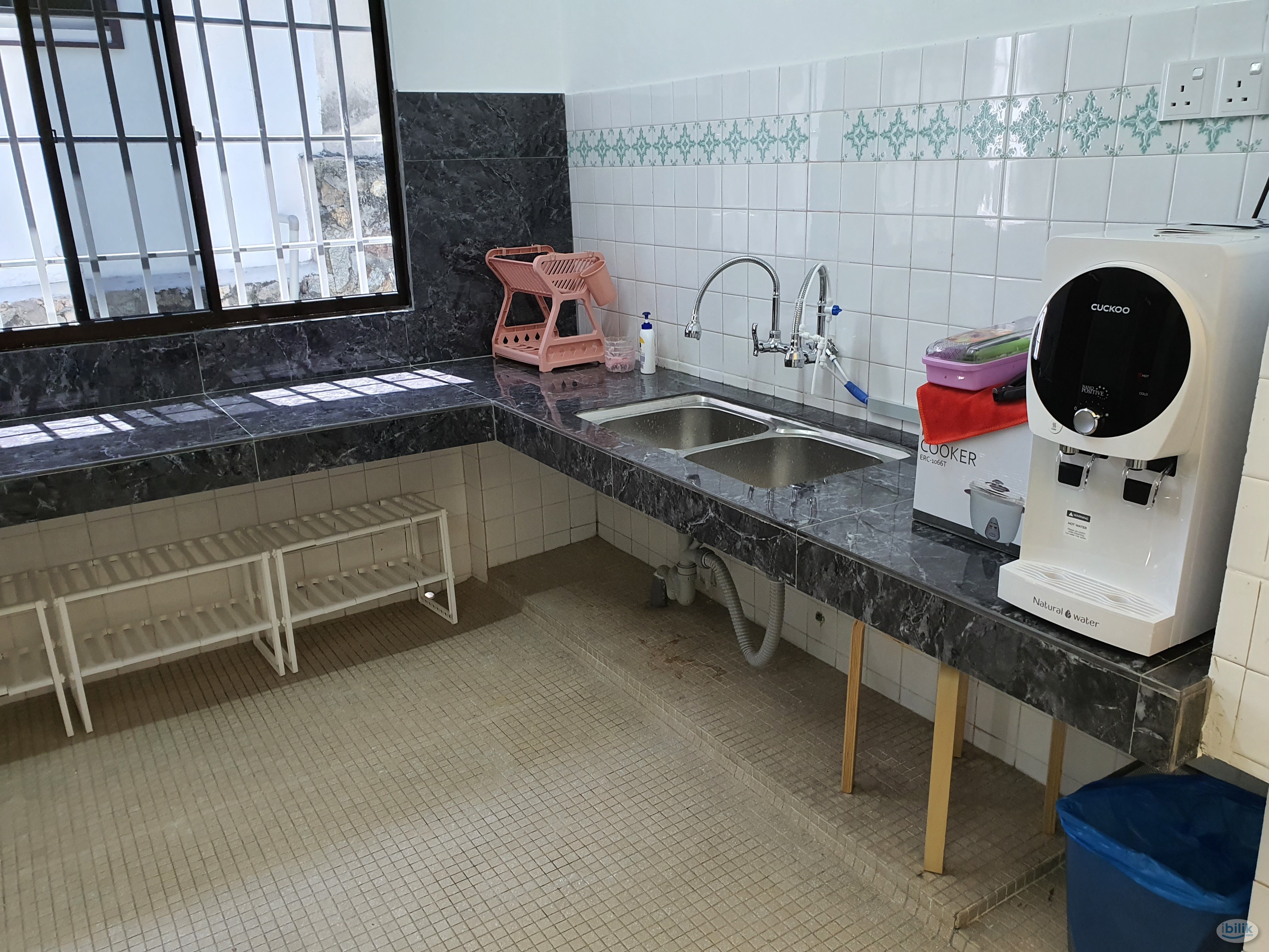 UCSI,  Master Room at Taman Connaught Jalan Pantas, Cheras (Free Parking) - Image 2