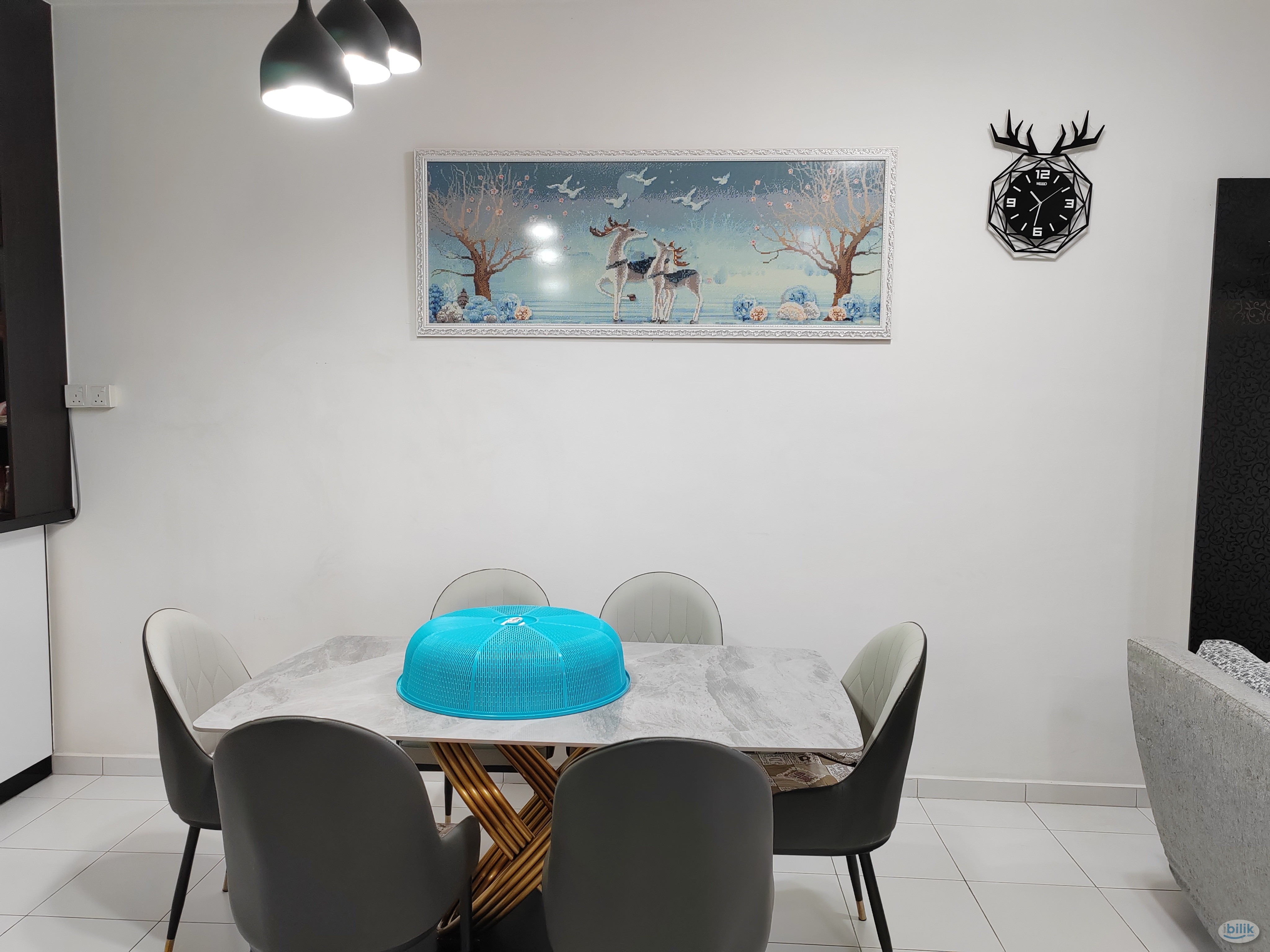 Bukit Indah Ave 8 Gated and Guarded Fully Furnish Aircond Common Room For Rent - Image 4