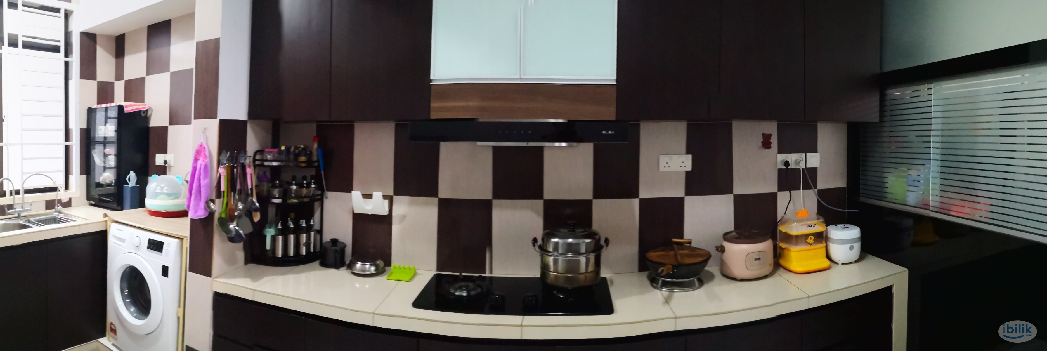 Bukit Indah Ave 8 Gated and Guarded Fully Furnish Aircond Common Room For Rent - Image 3
