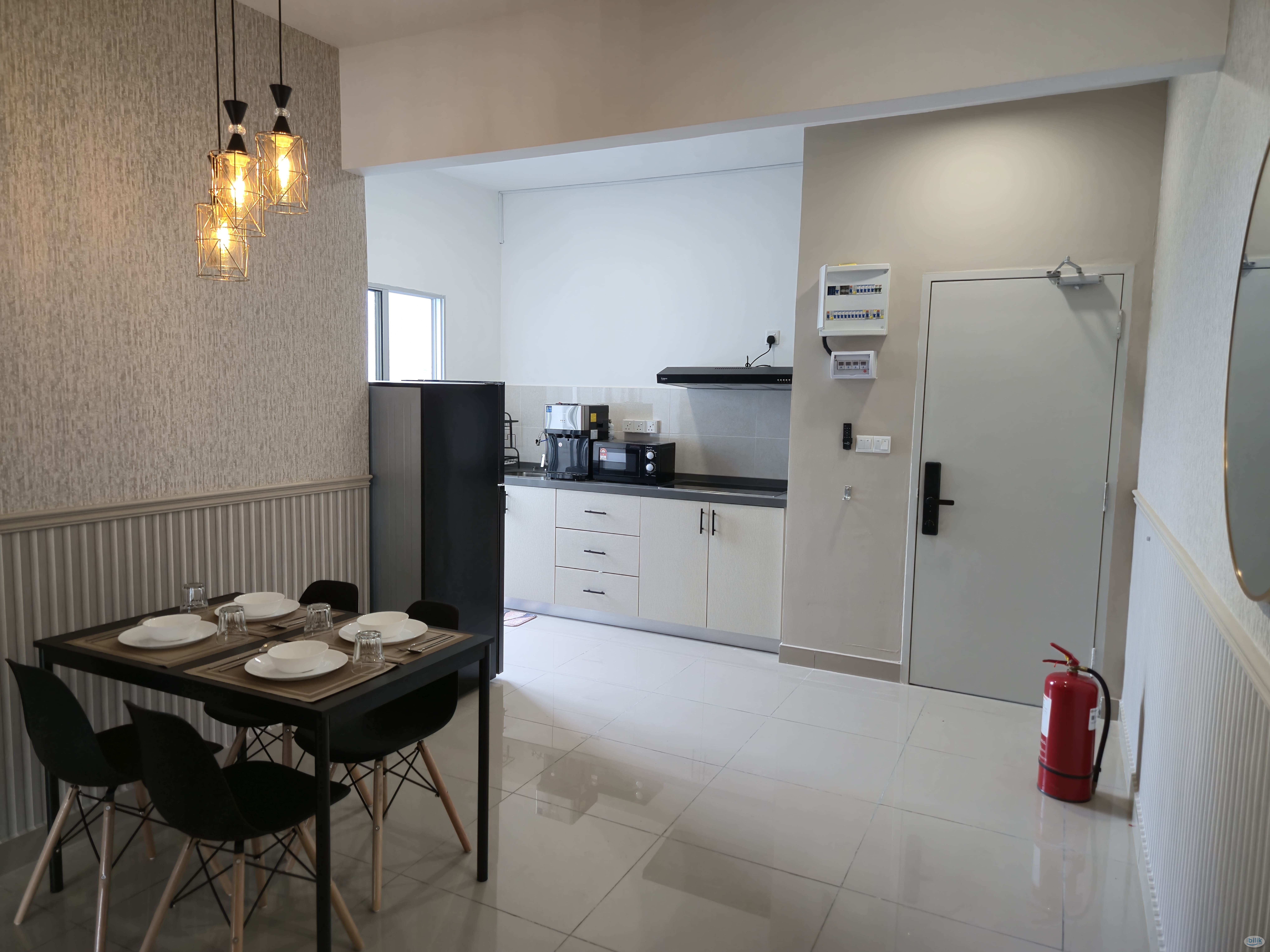 Medium room at Acacia Residence - Image 2