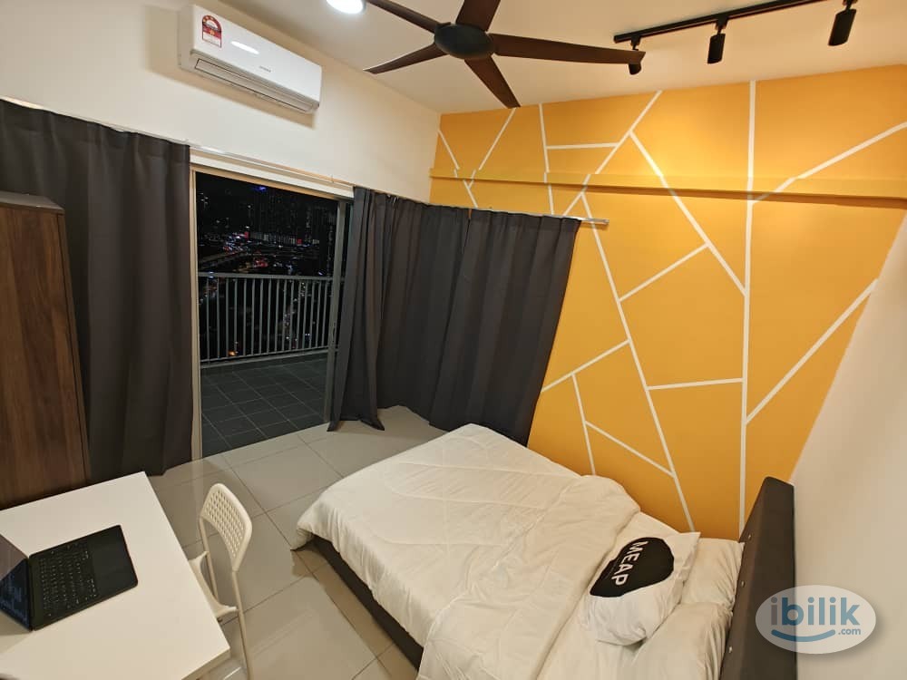 🥶LUXURIOUS BREZZY BALCONY ROOM 😍 | 🚇 10 MINS WALK TO LRT SALAK SELATAN 🚇 | 👩‍💻 WORK FROM HOME FRIENDLY! 🧑‍💻 - Image 4