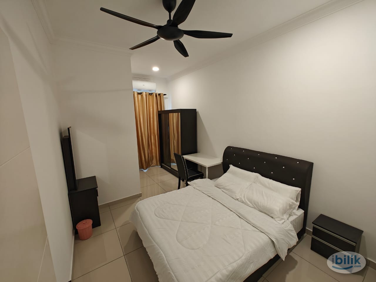 🔥🍀 PREMIUM ROOM 🍀🔥 | 👩‍💻 WORK FROM HOME FRIENDLY! 🧑‍💻 |  🏡 TIARA SENDAYAN 🏡 - Image 1