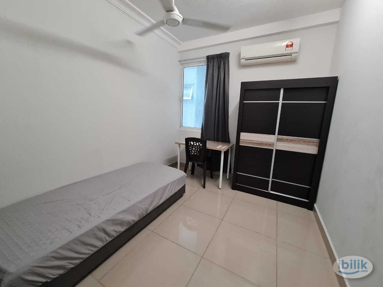 MEDIUM BEDROOM , AVAILABLE NOW - Image 1