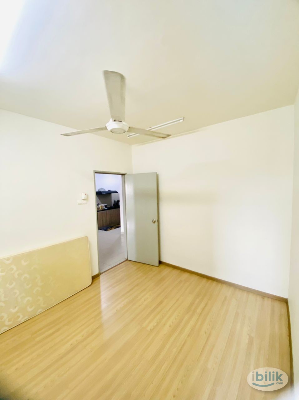 Medium Room Non-Sharing To Rent Single Working Muslim Male - Image 5