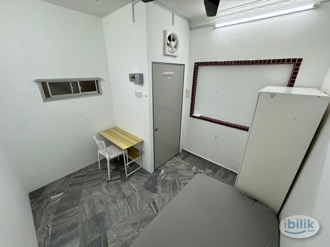 Private Middle Room Rent in BU 7, Bandar Utama 3mins to Centrepoint Bandar Utama - Image 1