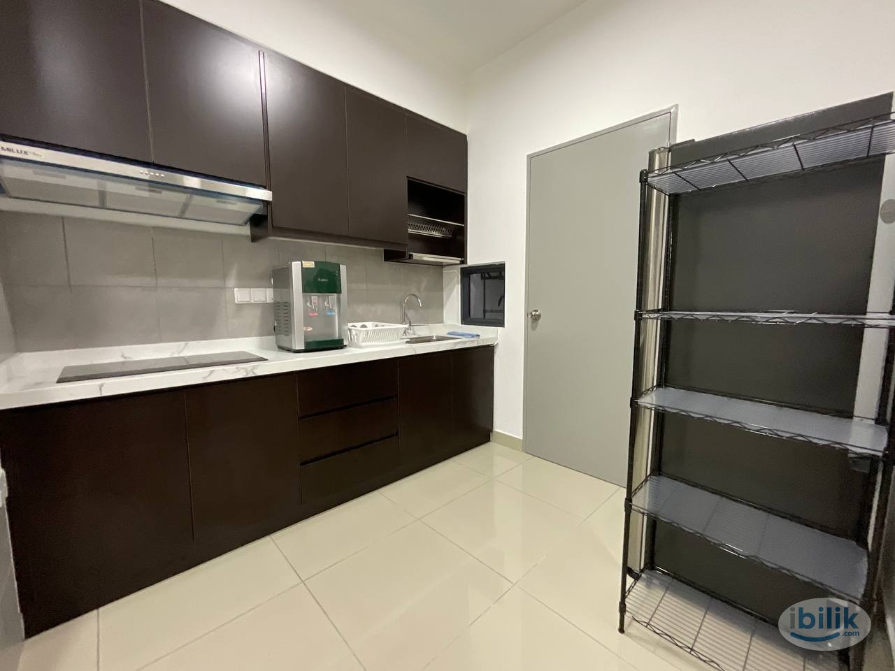 Window View Middle Room+AC!! @ M Vertica - Image 4