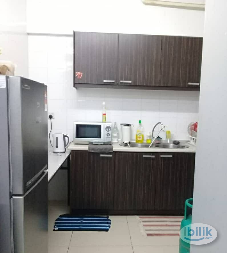 Walking distance to MRT & Thomson & Sunway Medical Centre and Tropicana Gardens Single Room at Kota Damansara, Petaling  - Image 2