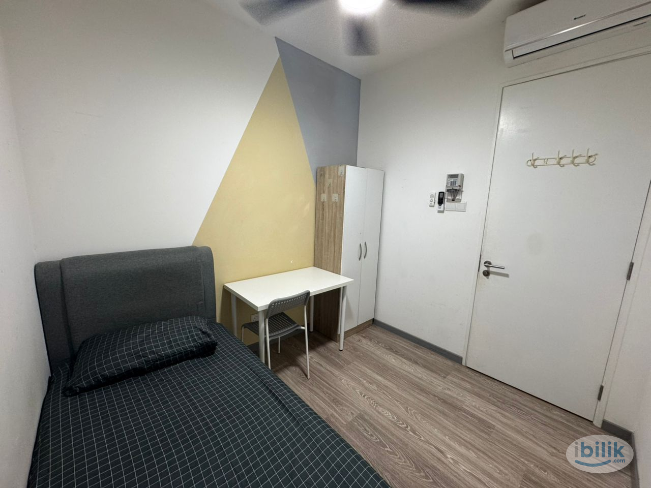 Small Room+AC!! @ United Point - Image 2