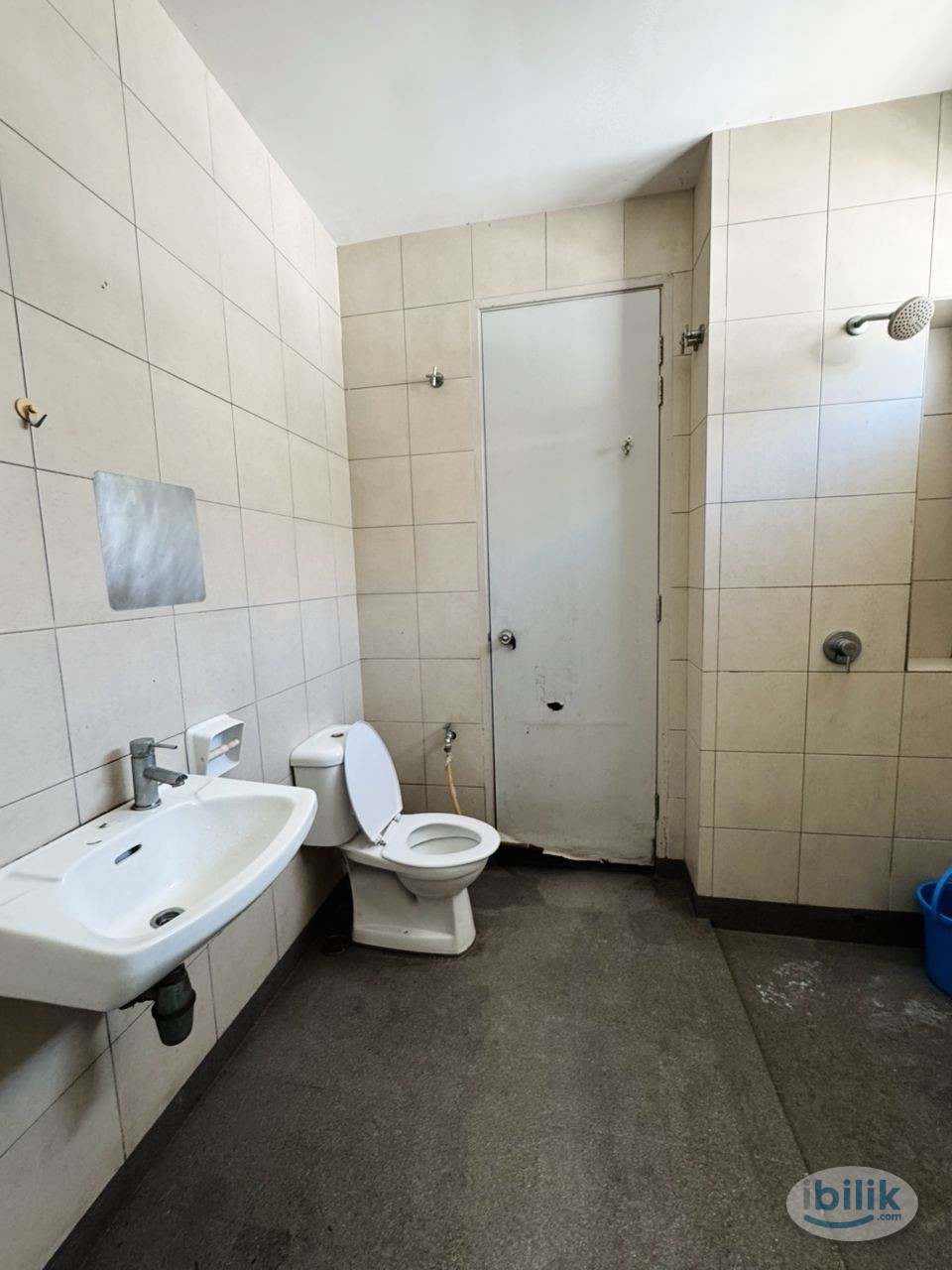 Single Room at BU 10, NEAR ONE UTAMA, CENTREPOINT - Image 3