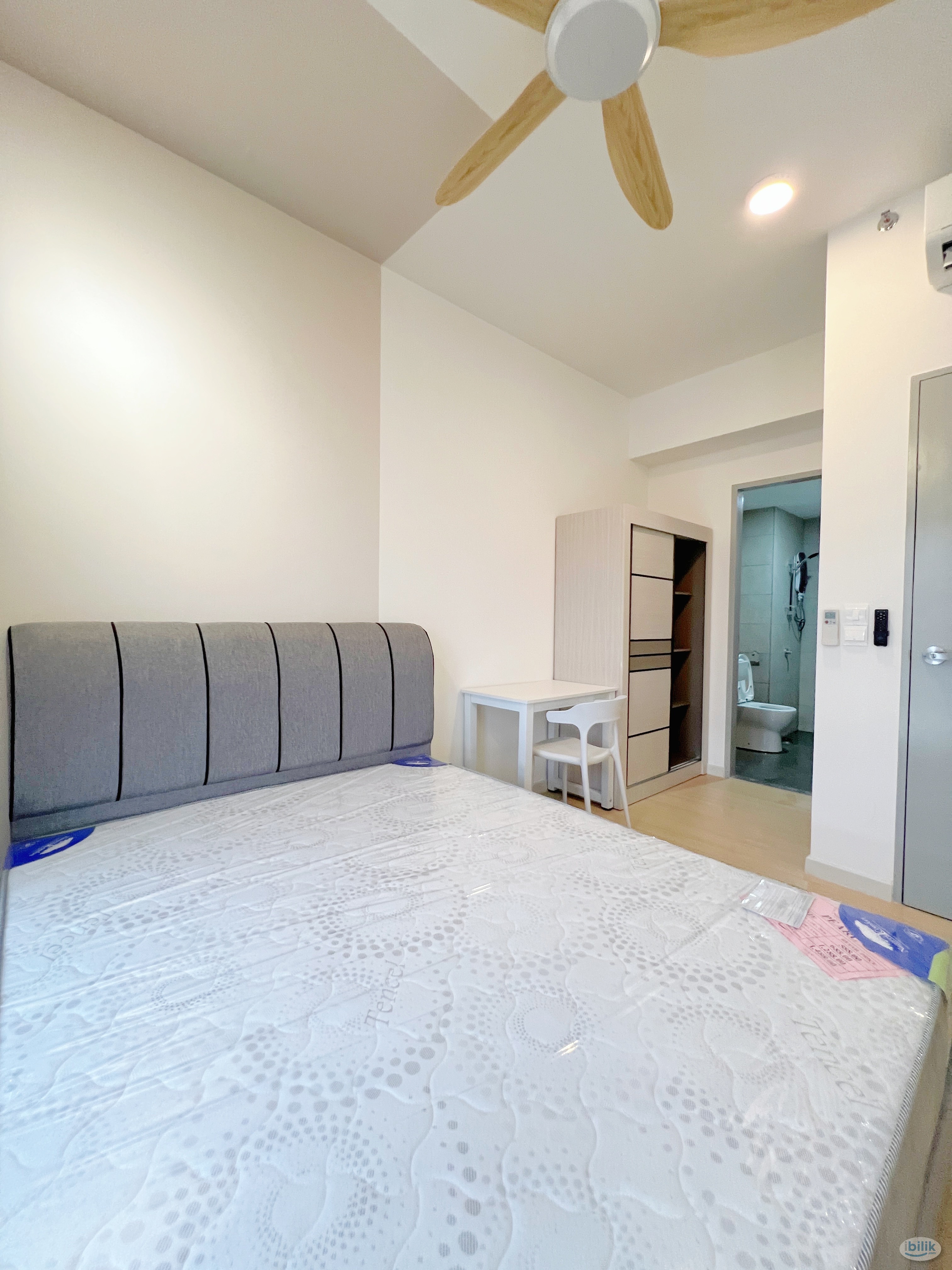 1MTH DEPOSIT 950 MASTER ROOM - Image 1