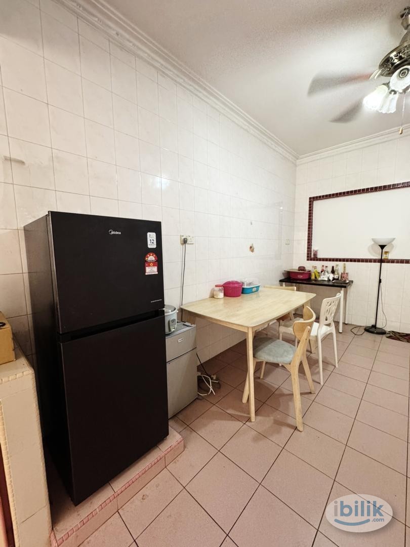 🏡Cozy Single Room 💰Zero Deposit 📍Near ÆON Mall Taman Maluri 🚇LRT Station Taman Maluri @ Cheras Kuala Lumpur - Image 3