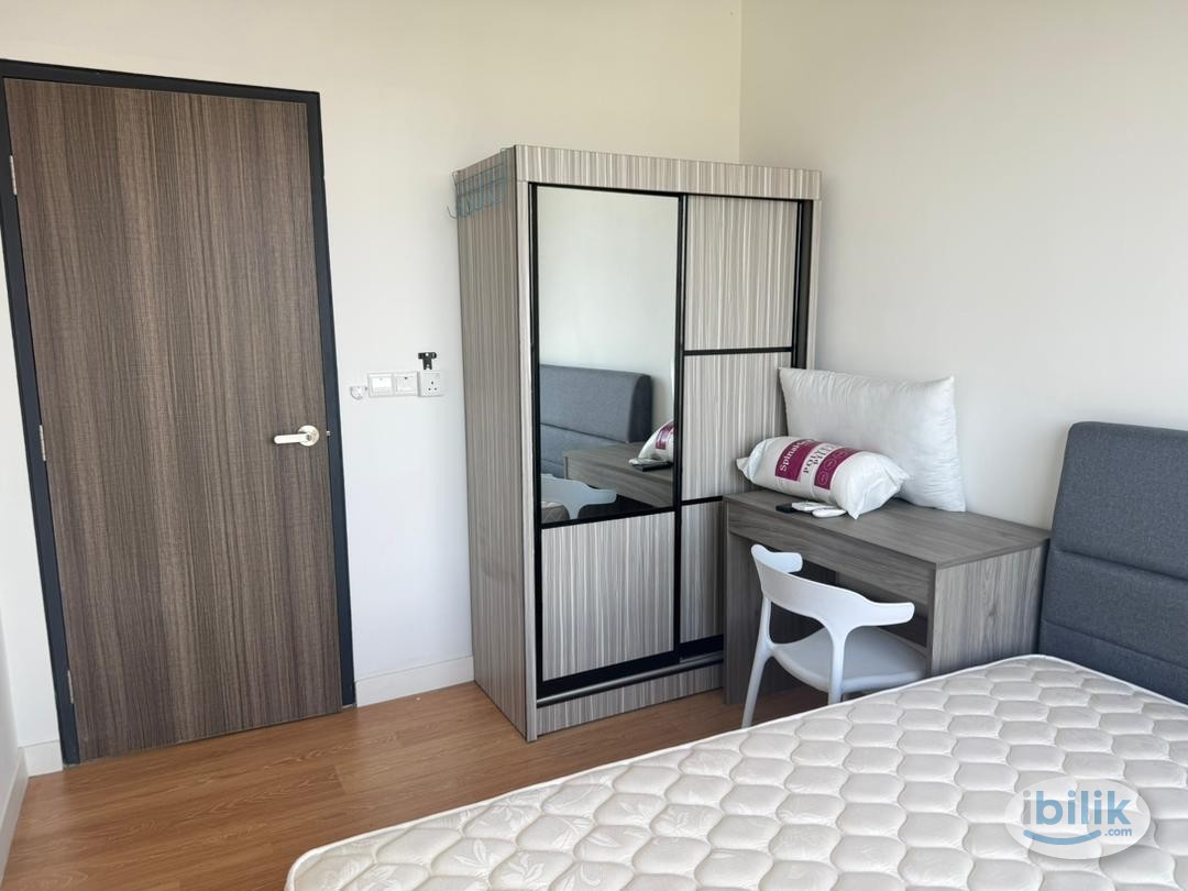 Middle Room at USJ, Subang Jaya - Image 2