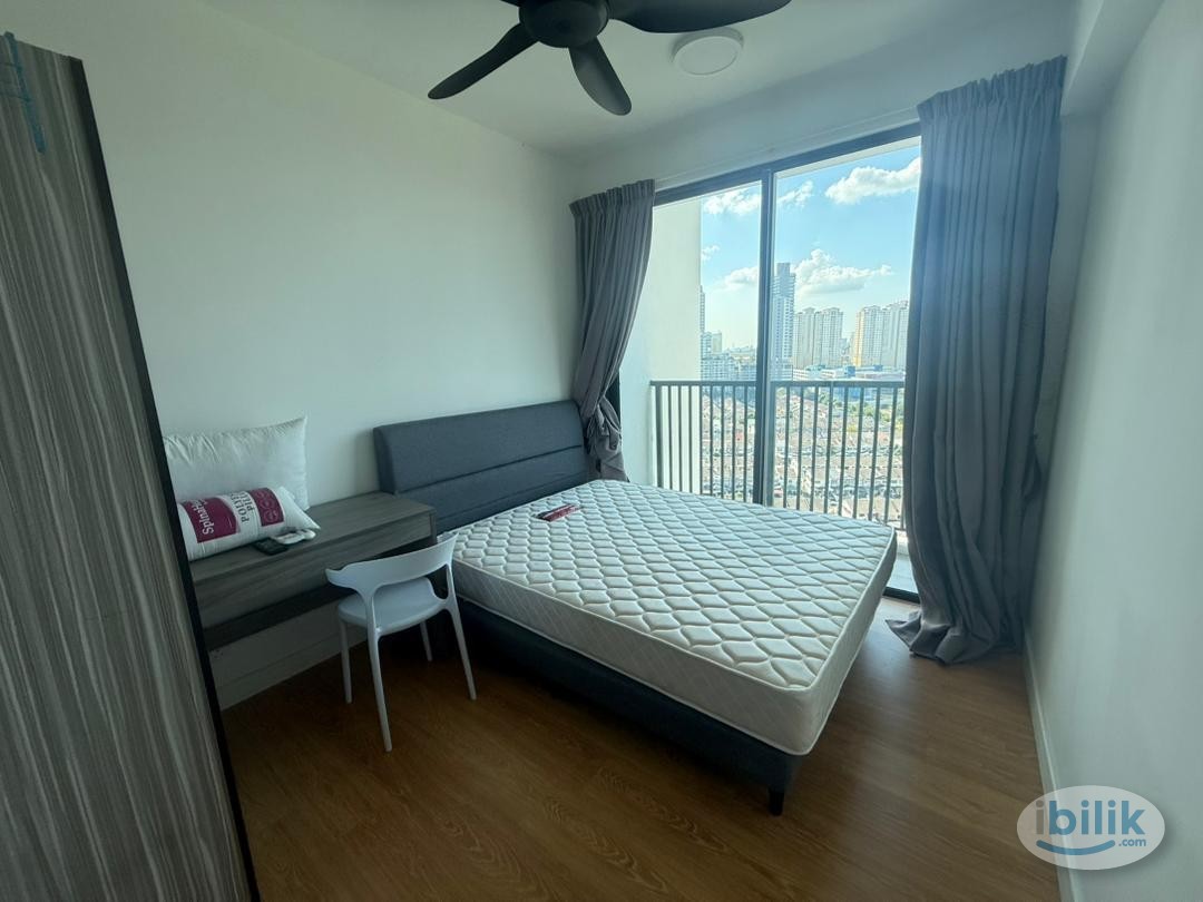 Middle Room at USJ, Subang Jaya - Image 1