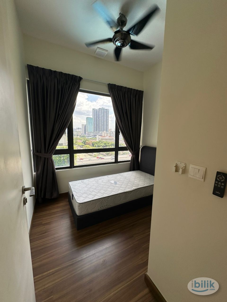 Small Room at The Petalz(free wifi), Old Klang Road - Image 1