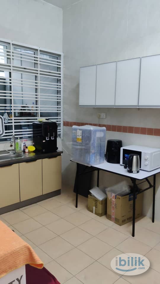 Single Room at Taman Mount Austin, Johor Bahru - Image 2