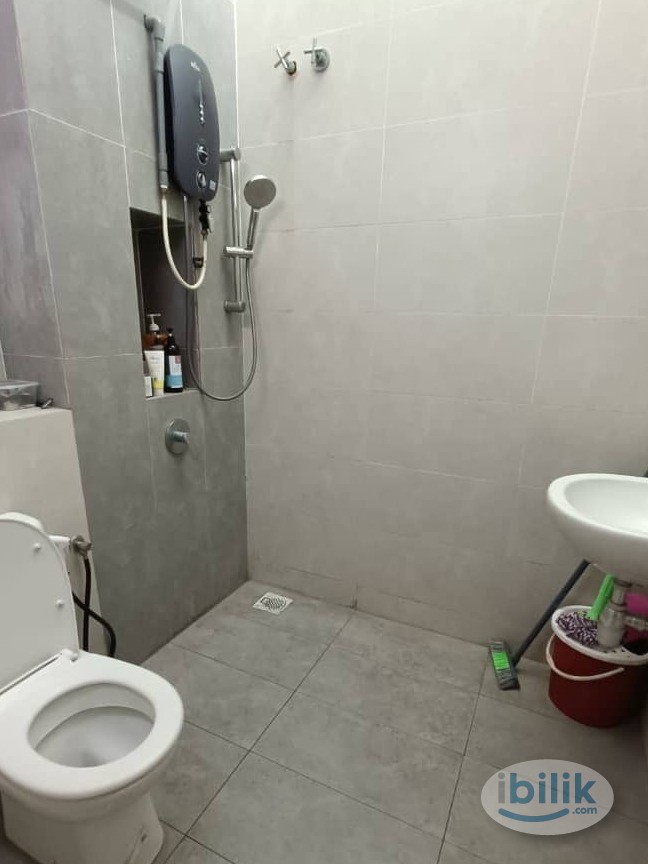 Master Room at Setia Alam, Shah Alam 🏠 - Image 3