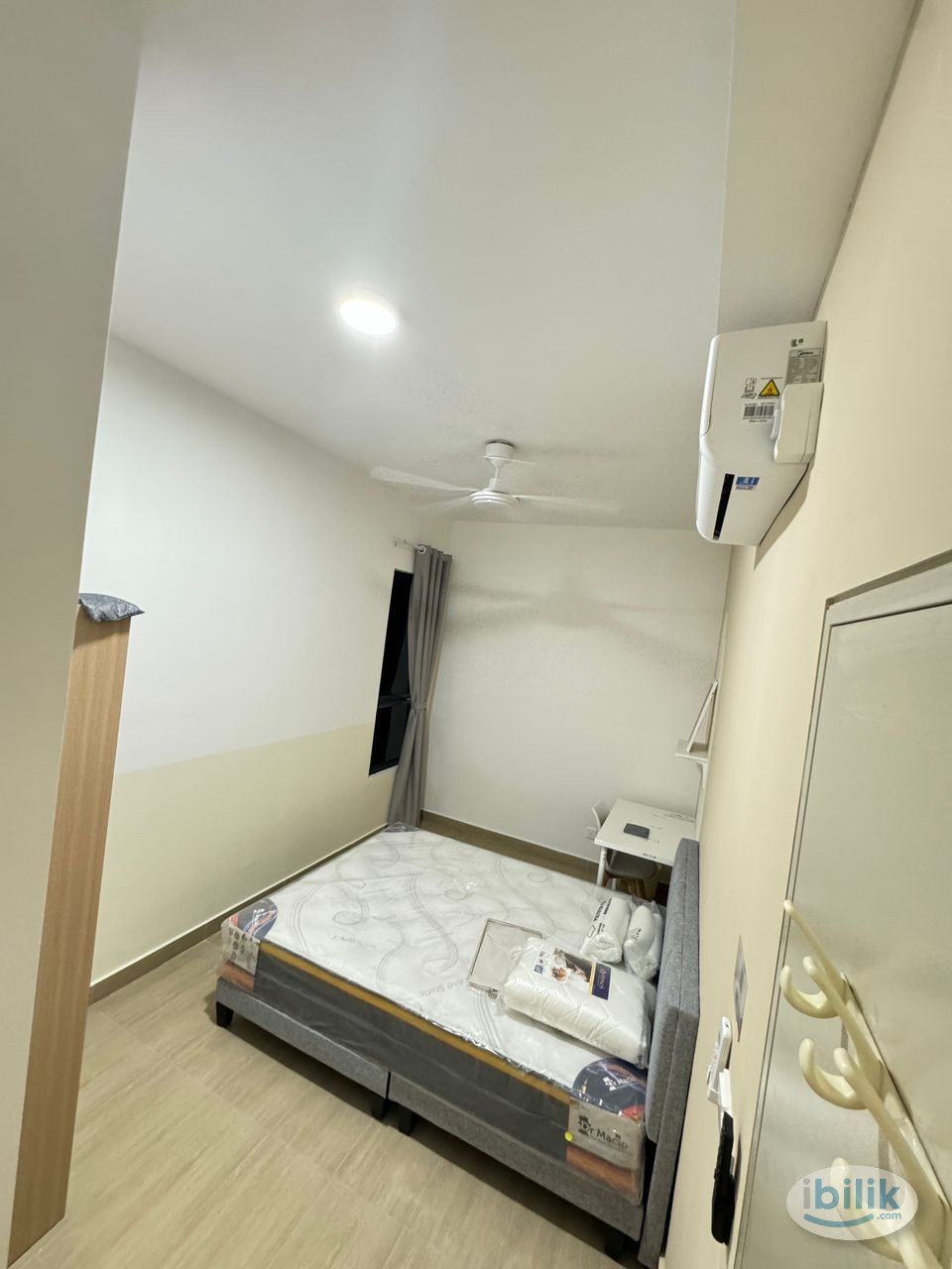 The Harmony Middle Room RM 900 - Image 2