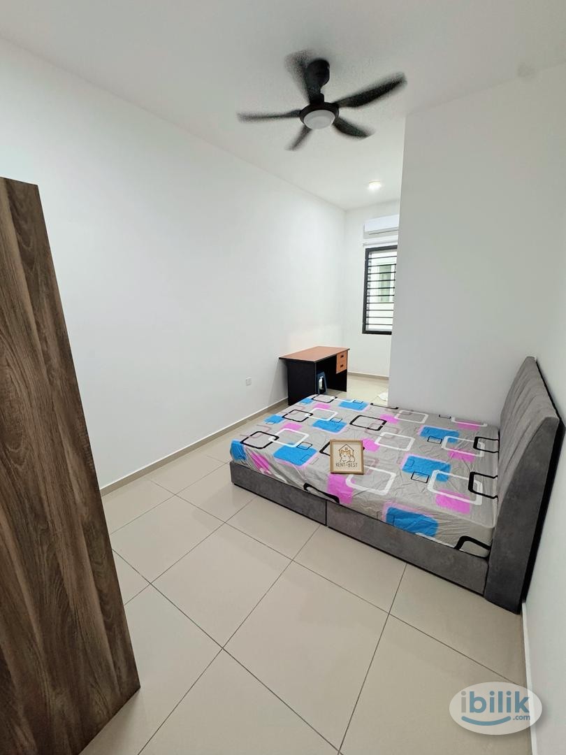 Fully furnished | Utilities included Cozy Middle Room at Seremban 2, Seremban - Image 1