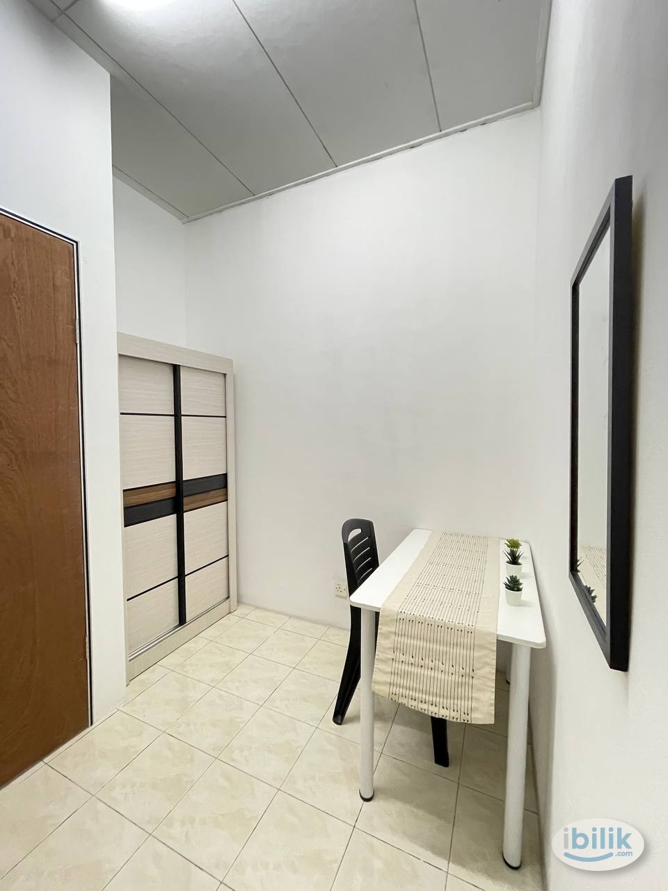 Single Room at Seri Kembangan, Selangor -Perempuan muslim - Image 2