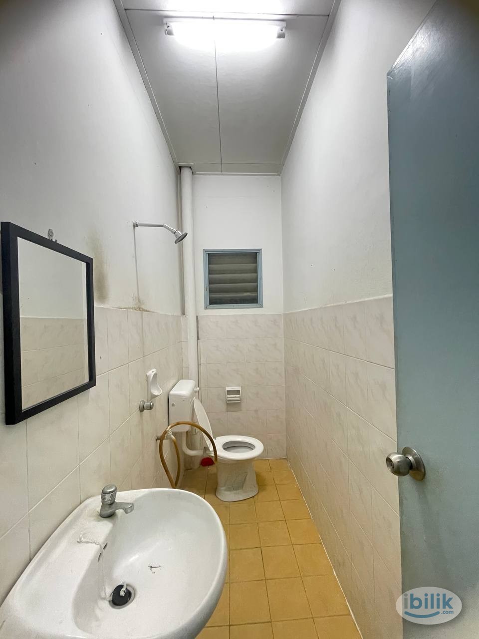 Single Room at Seri Kembangan, Selangor -Perempuan muslim - Image 3