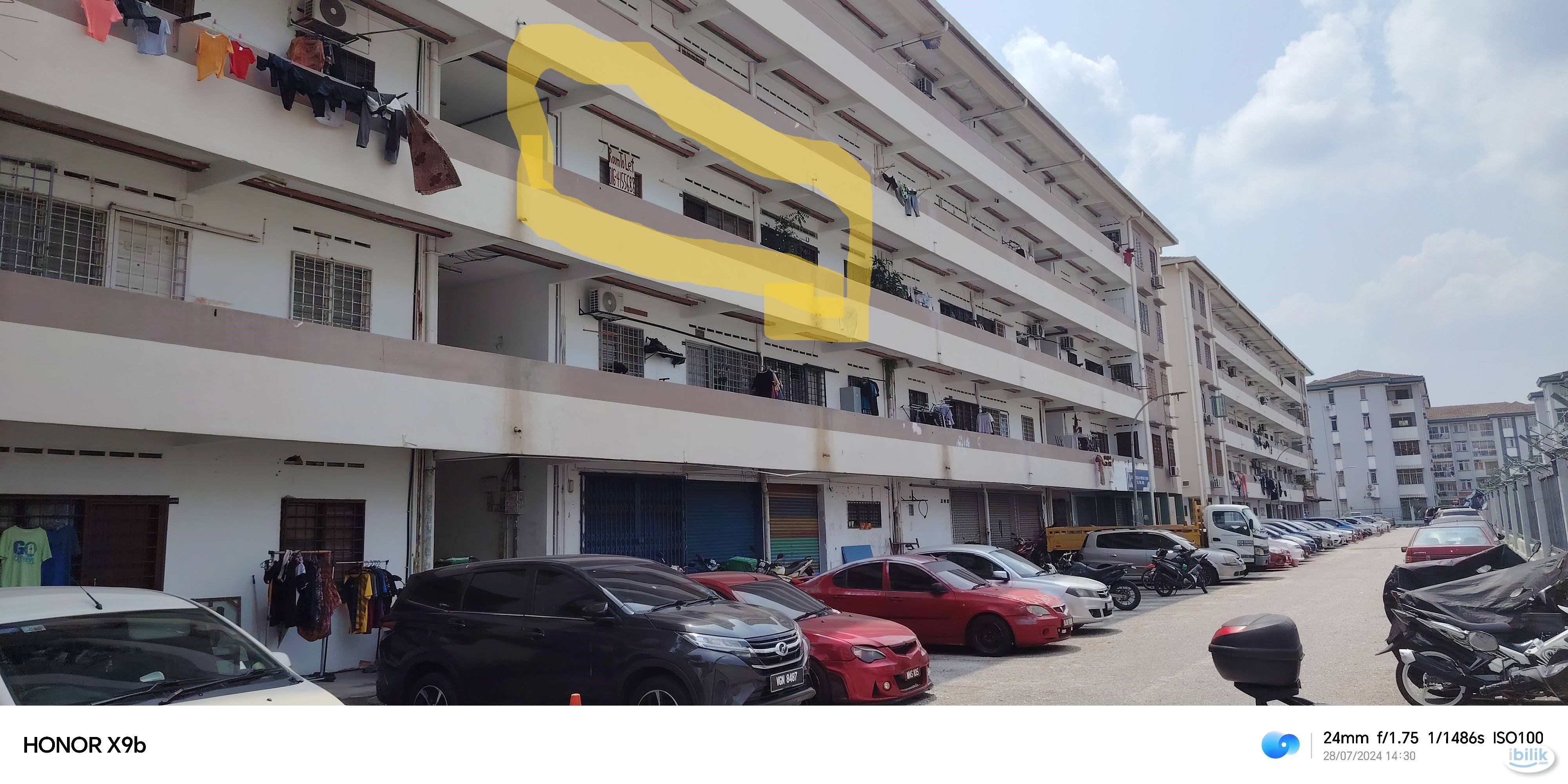 Master Room at Goodyear Court 6, UEP Subang Jaya - Image 2