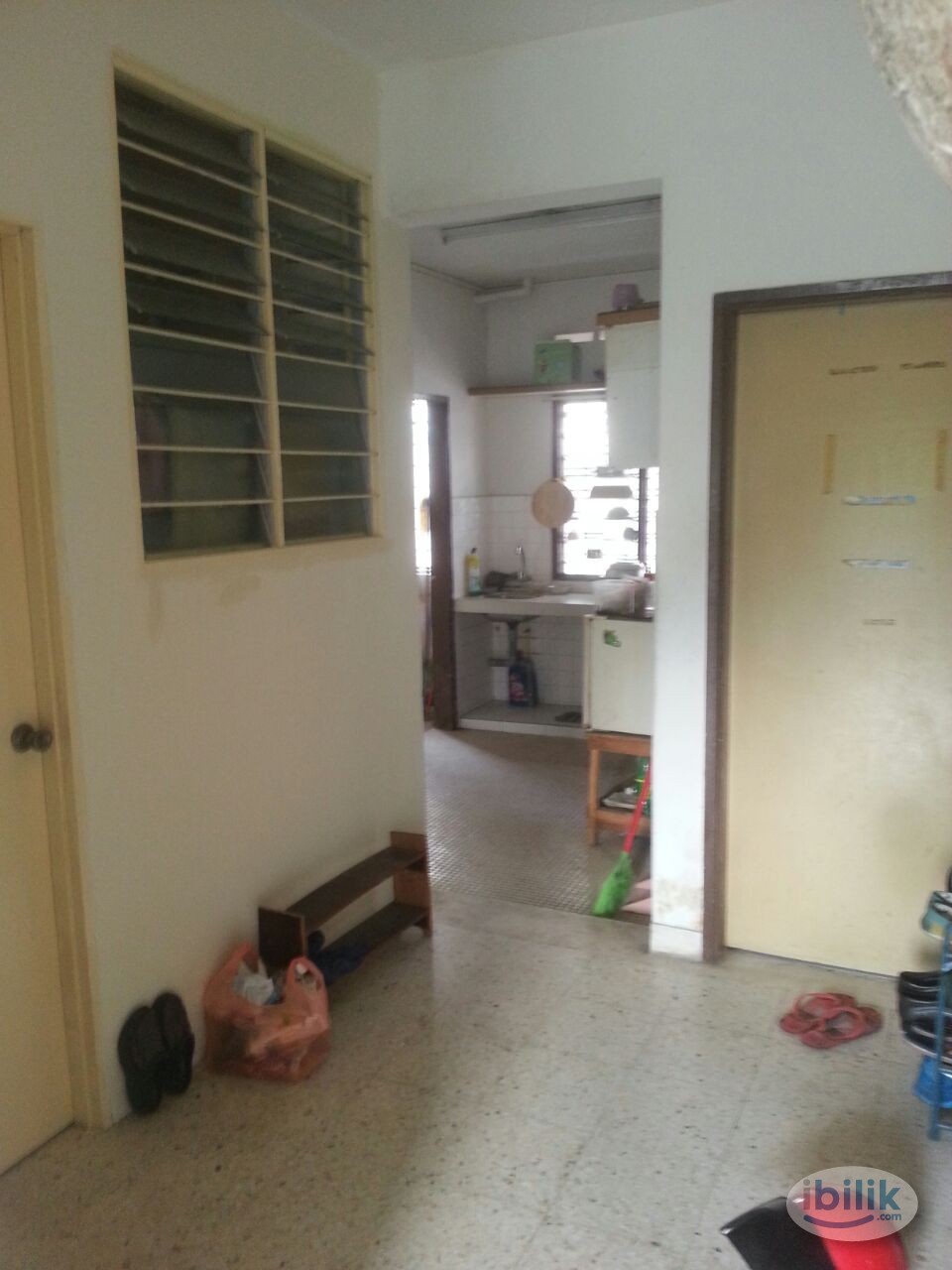 Master Room at Goodyear Court 6, UEP Subang Jaya - Image 3