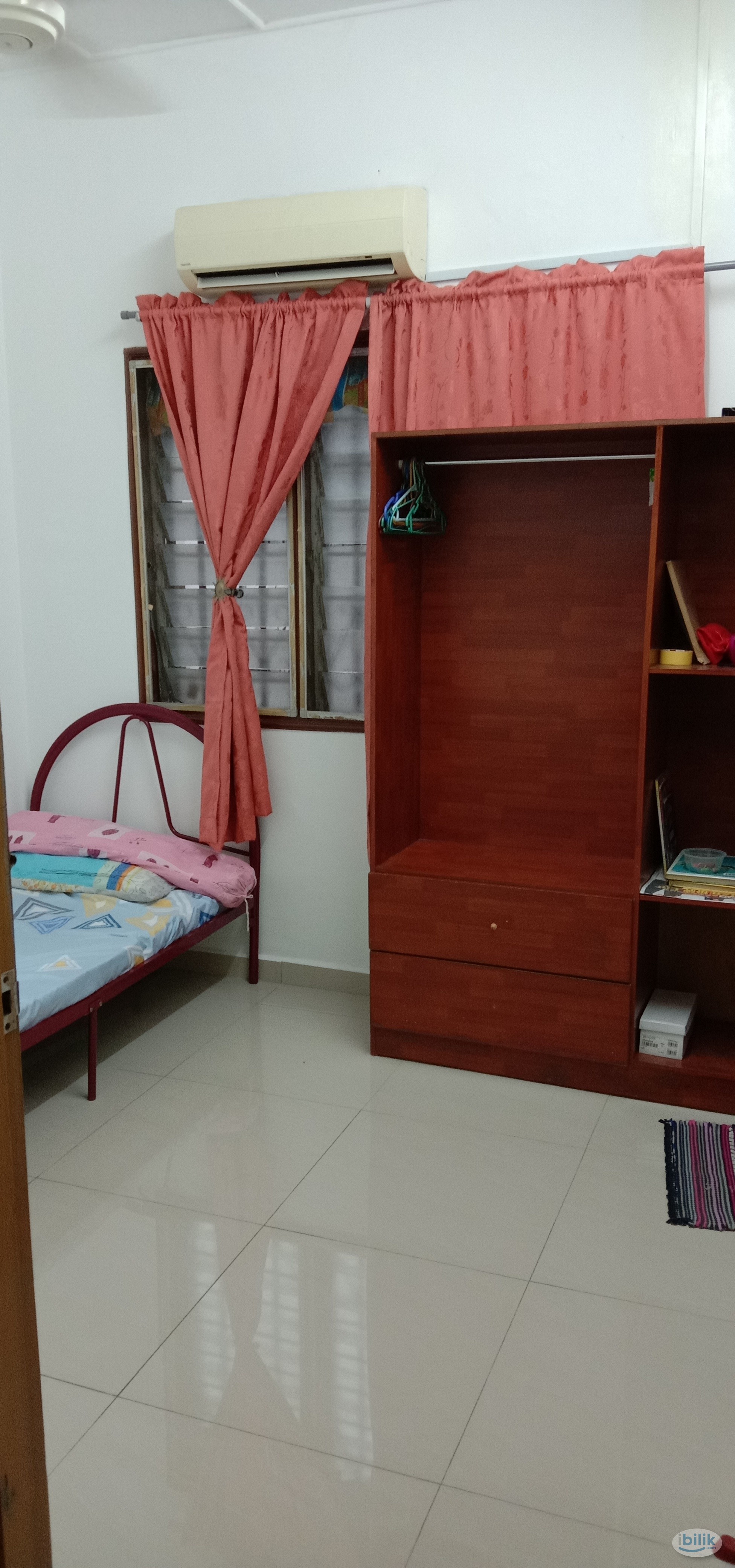 Middle Room at USJ 6, UEP Subang Jaya - Image 1