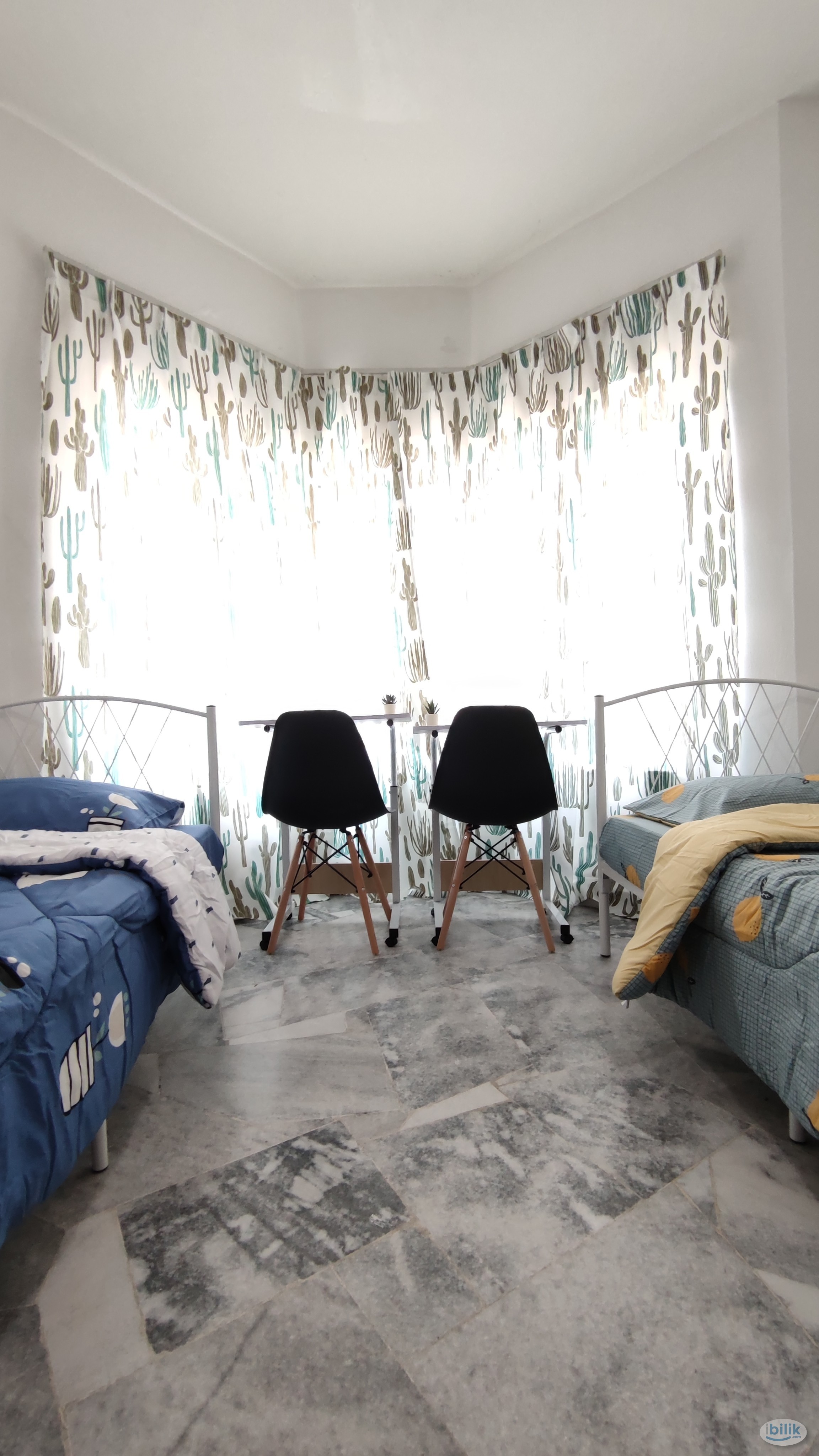 Middle Room at Jaya Apartment, TTDI Jaya - Image 2