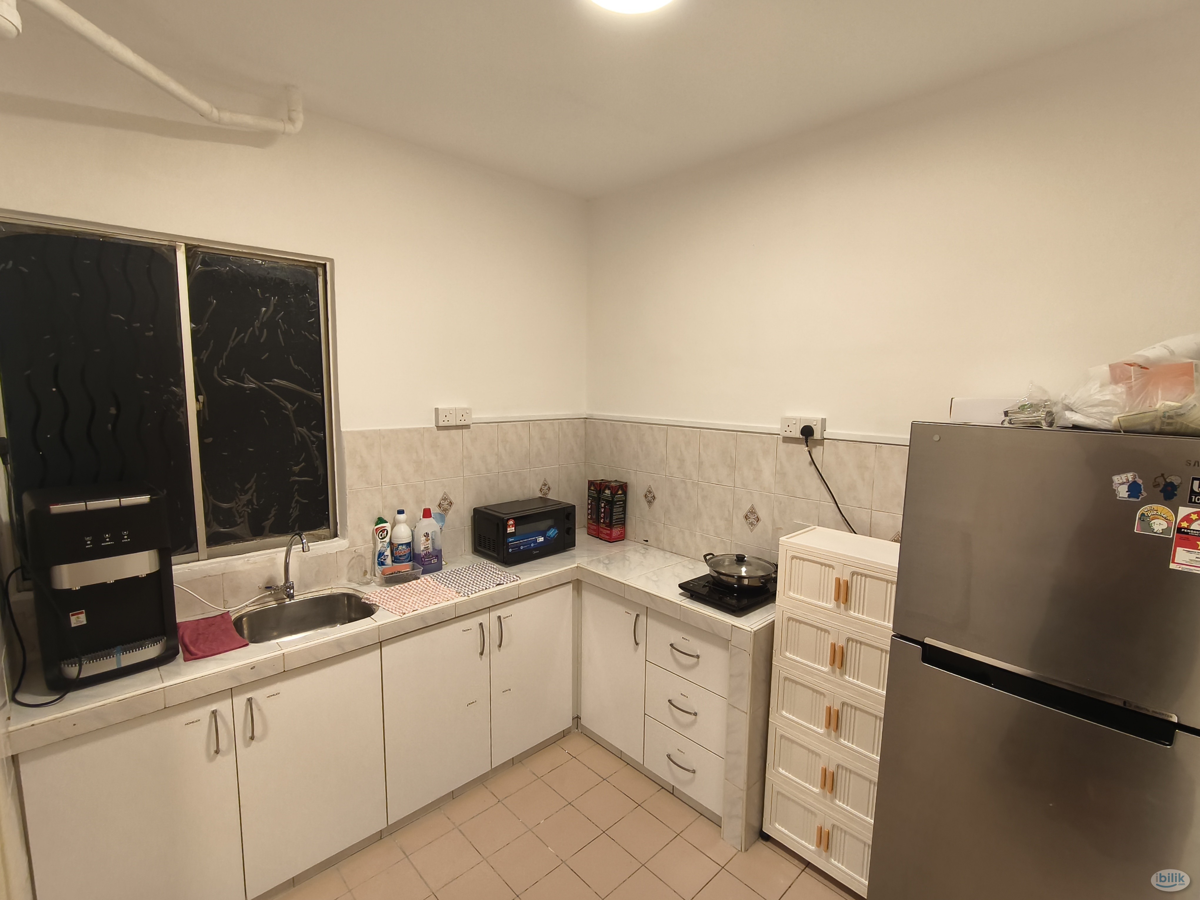 Master Room(Fully Furnished) at Puncak Damansara, Bandar Utama. - Image 5