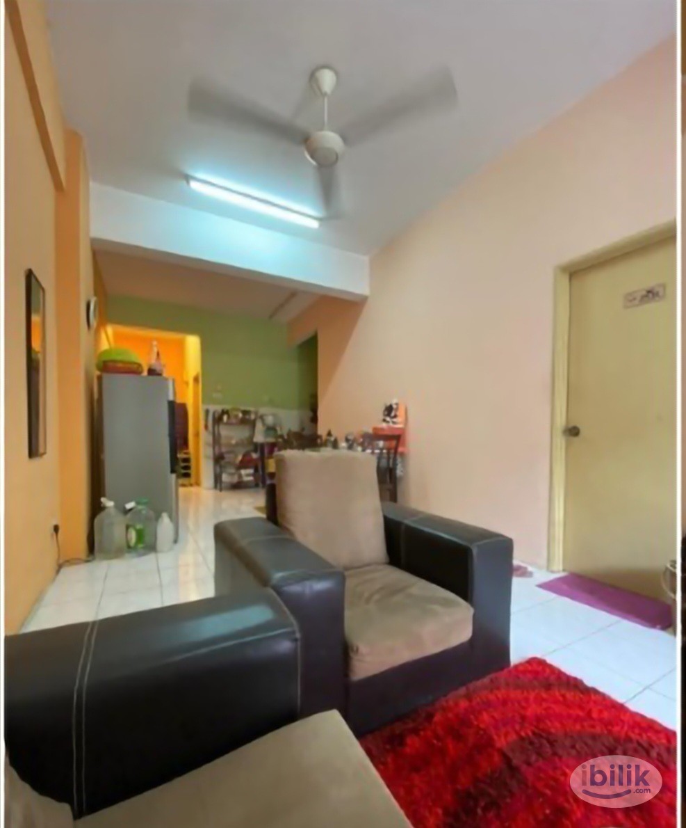 Desa Palma Apartment Middle Room at Nilai, Negeri Sembilan - Image 2