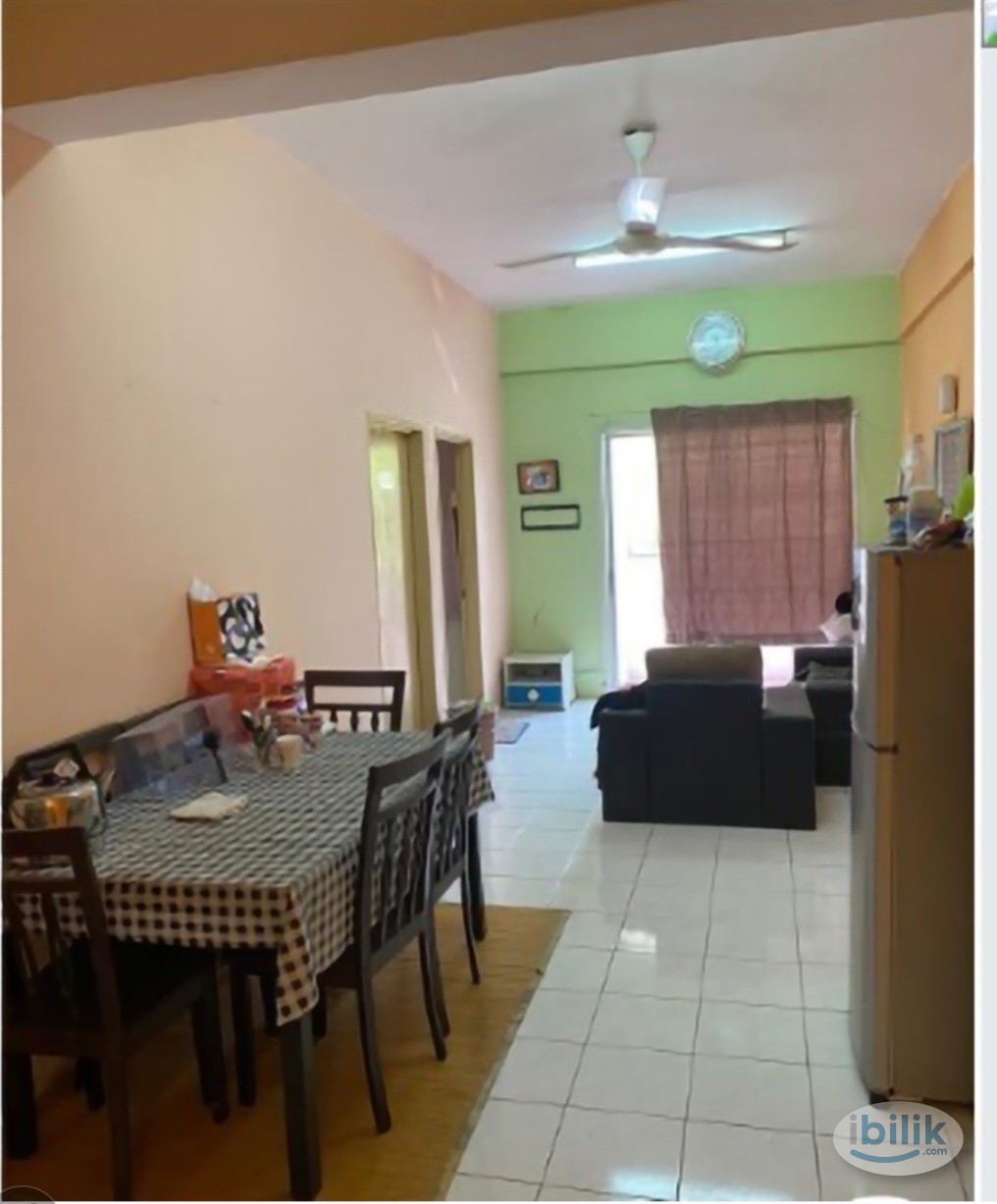 Desa Palma Apartment Middle Room at Nilai, Negeri Sembilan - Image 3