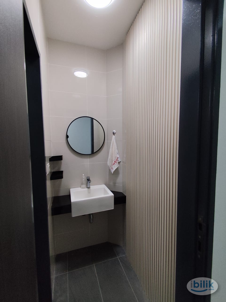 Cozy Single Room with Attached Private Bathroom in Forest Heights, Seremban - Image 3