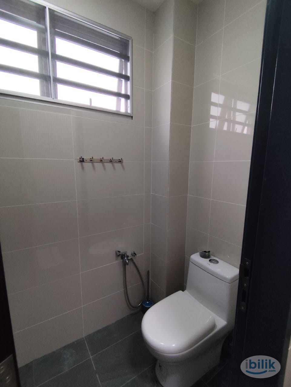 Cozy Single Room with Attached Private Bathroom in Forest Heights, Seremban - Image 4