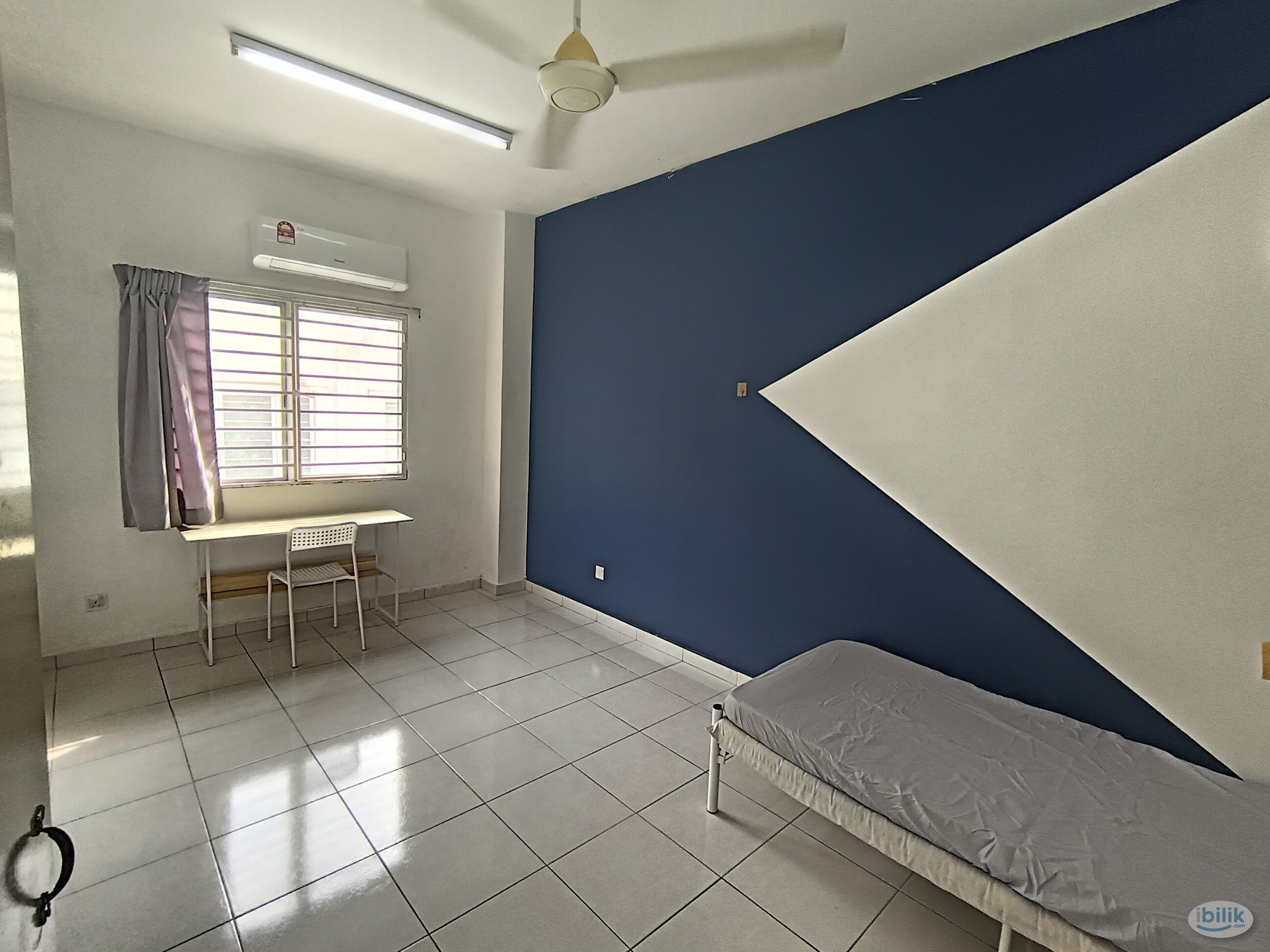 Middle Room at Setia Alam, Shah Alam - Image 5