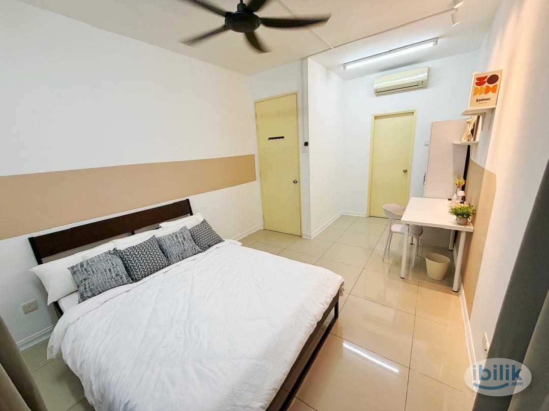 FREE WIFI+UTILITIES, Master Room at Kiara Residence, Bukit Jalil - Image 1
